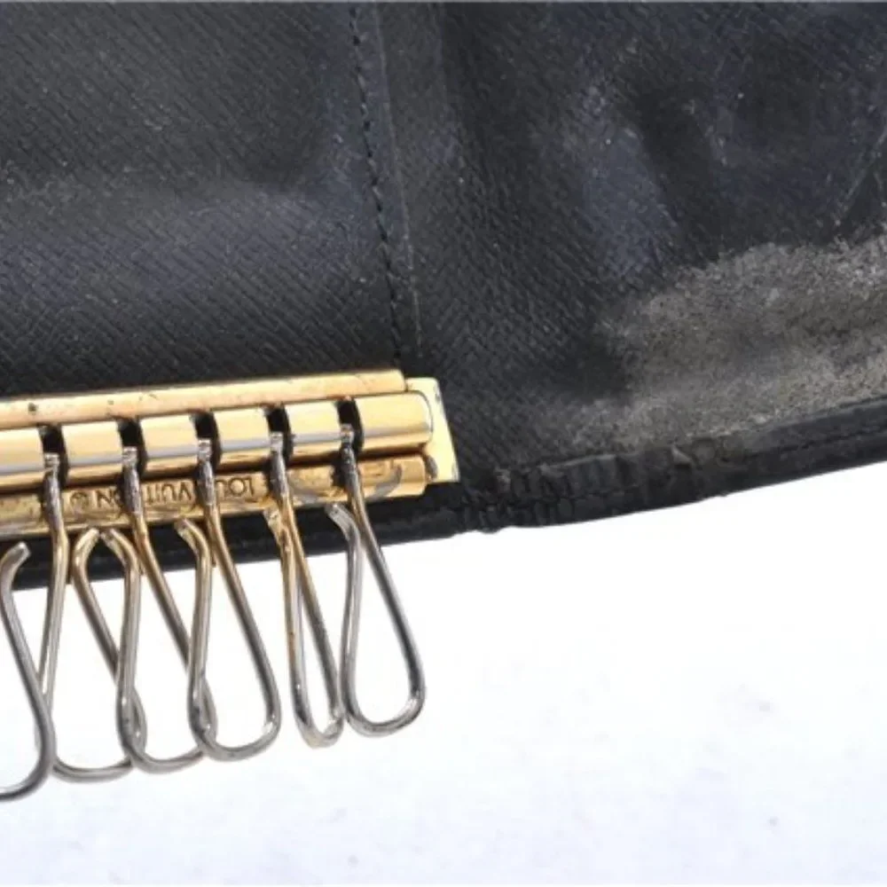 Louis Vuitton Epi Key Holder/Wallet #905💥PRICE DROP💥